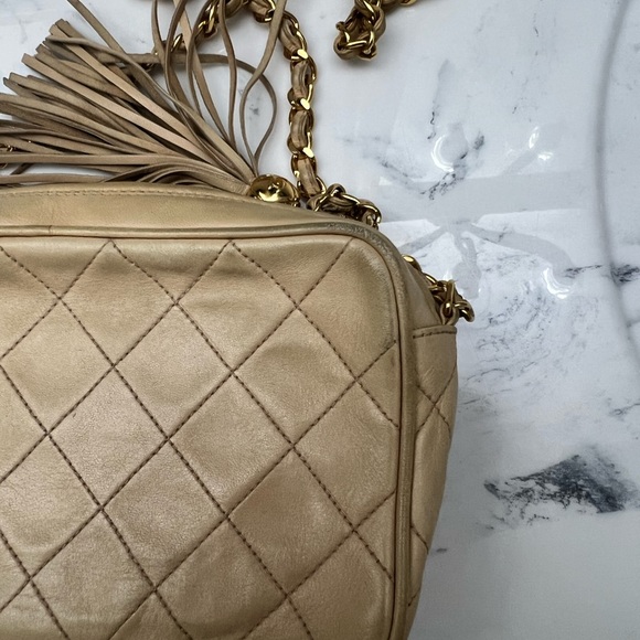 Vintage Chanel Quilted Tassel Camera Bag Beige Leather Chain Strap Shoulder Bag - Picture 5 of 8